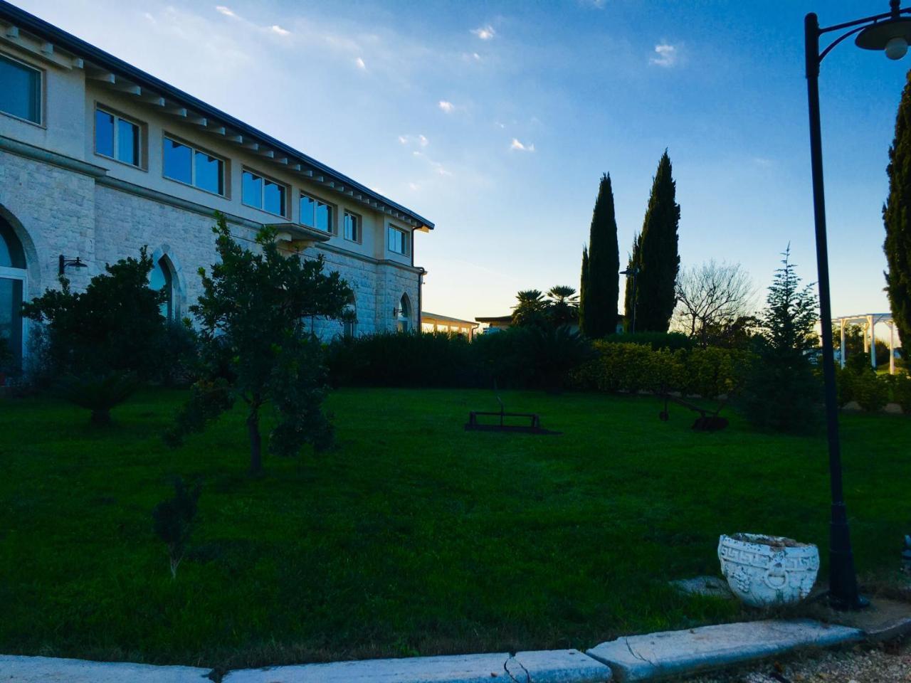 Zyra Garden Club Acquaviva delle Fonti Exterior foto